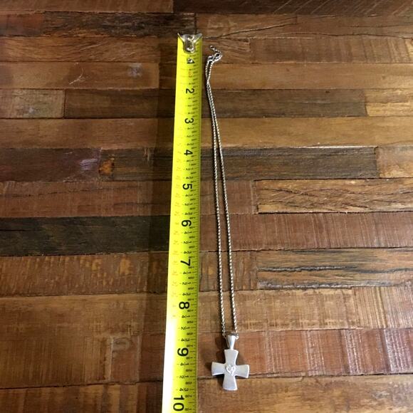 Vintage Carolee Sterling Silver Cross Necklace, signed, solid - Picture 6 of 8